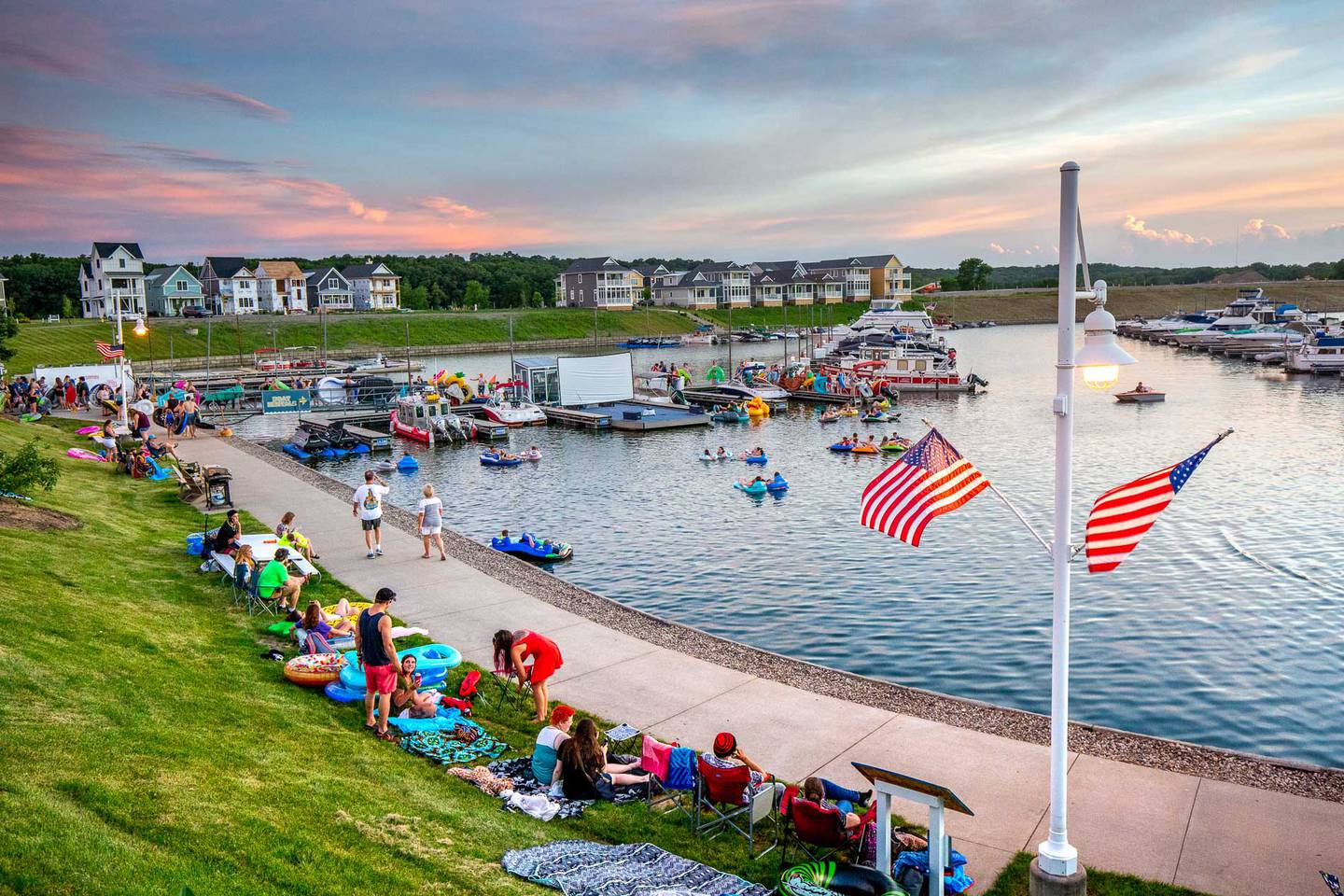 Heritage Harbor Ottawa - Plan Your Summer Getaway at Heritage Harbor Resort in Ottawa