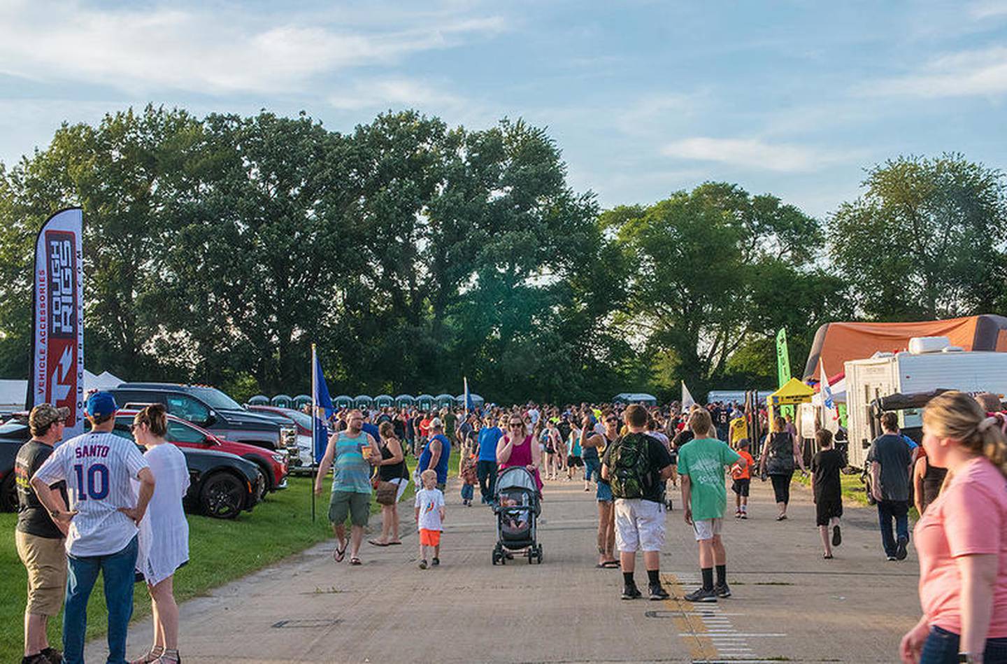 Warrant, Tracy Lawrence to headline Streator Fest Starved Rock Country