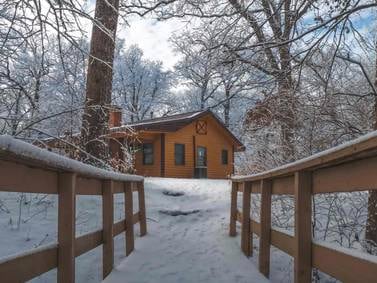 Starved Rock Country’s Winter Cabin Guide